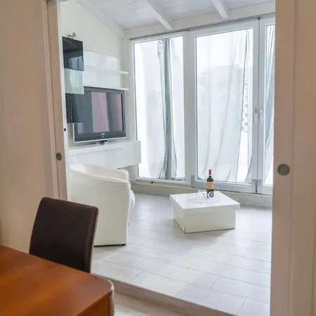 Apartament Amica