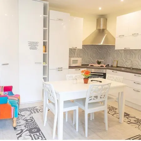 Amica Apartment *